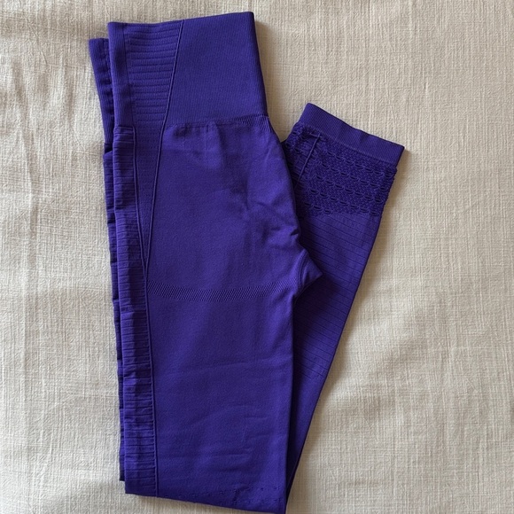 Gymshark Deep Purple Leggings - Picture 4 of 4